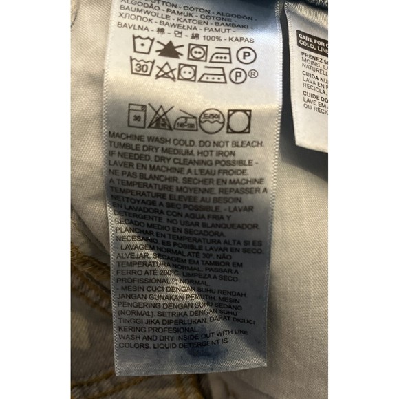 Levi’s Denim Mini Skirt Deconstructed Raw Hem Casual size 29 mini skirt - Picture 5 of 5